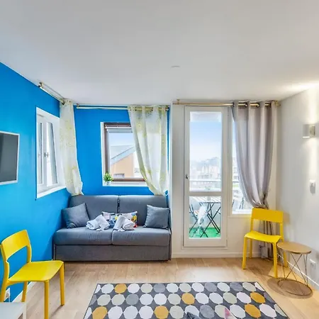 Charming Studio With Seaview Balcony In The Port Of - Welkeys Deauville